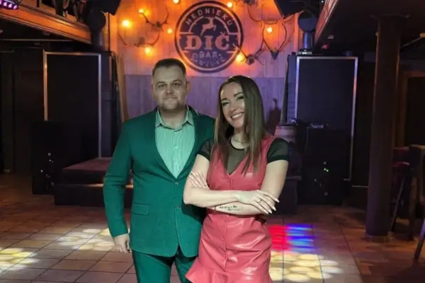 Dzīvās mūzikas vakars DIČ BAR